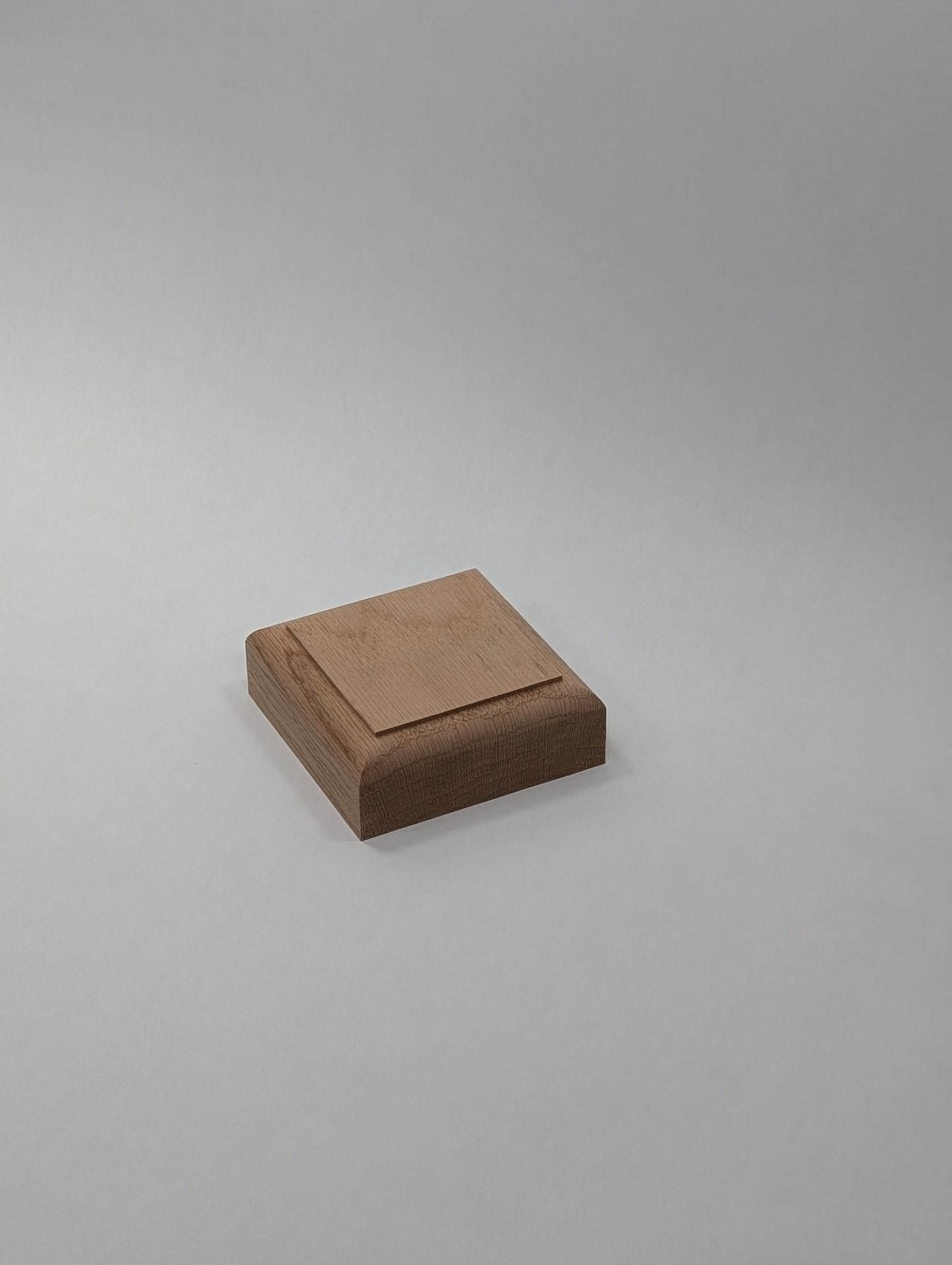 Red Oak Chunky Coaster Set of 4, Classic rounded edge, Protect your furniture, look good!