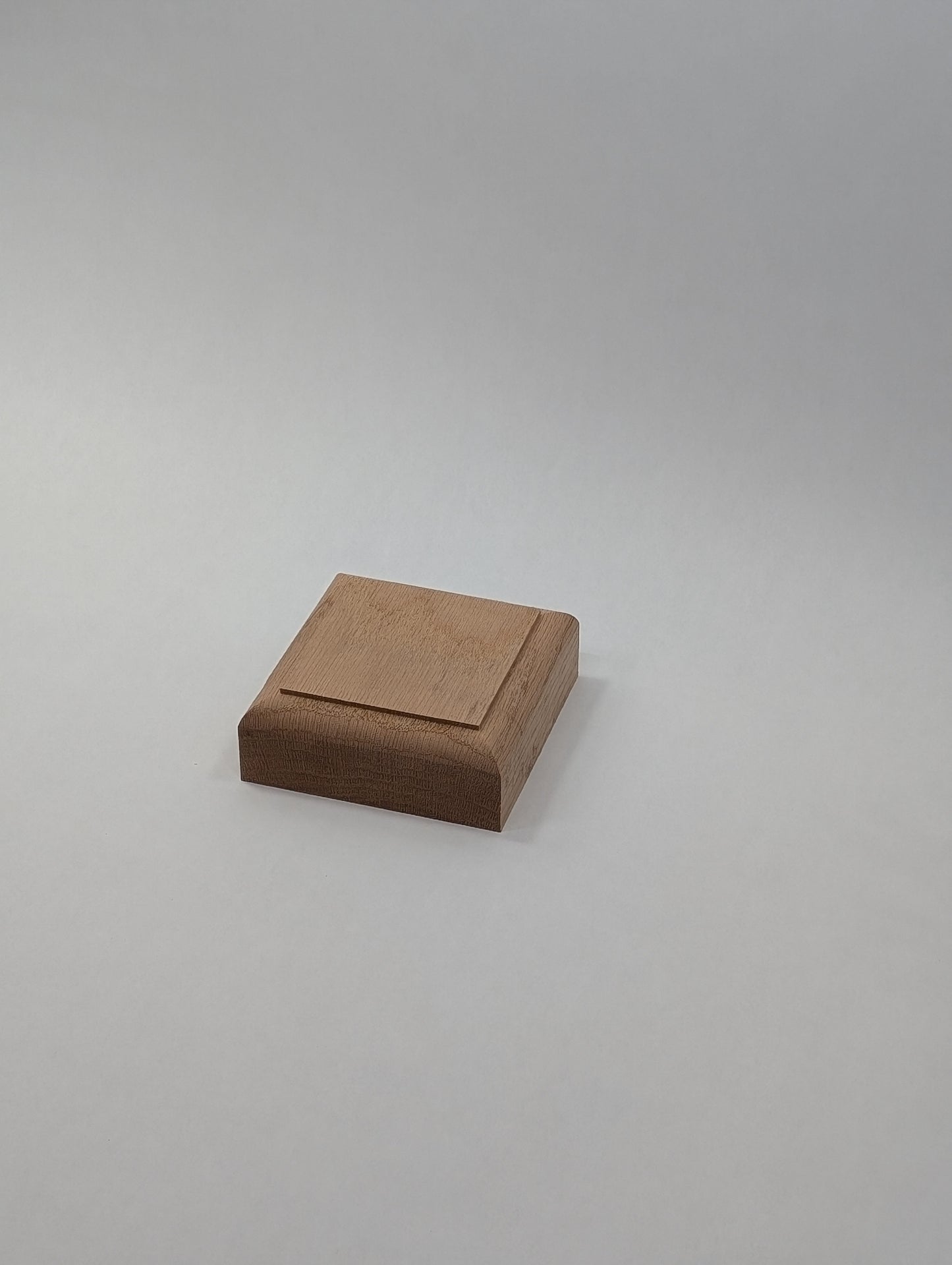 Red Oak Chunky Coaster Set of 4, Classic rounded edge, Protect your furniture, look good!